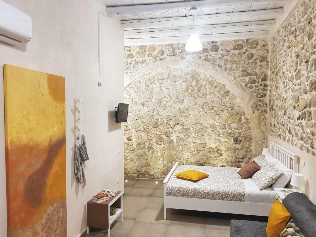 Essentia Rooms- Ortigia Holidays Syracuse Exterior photo