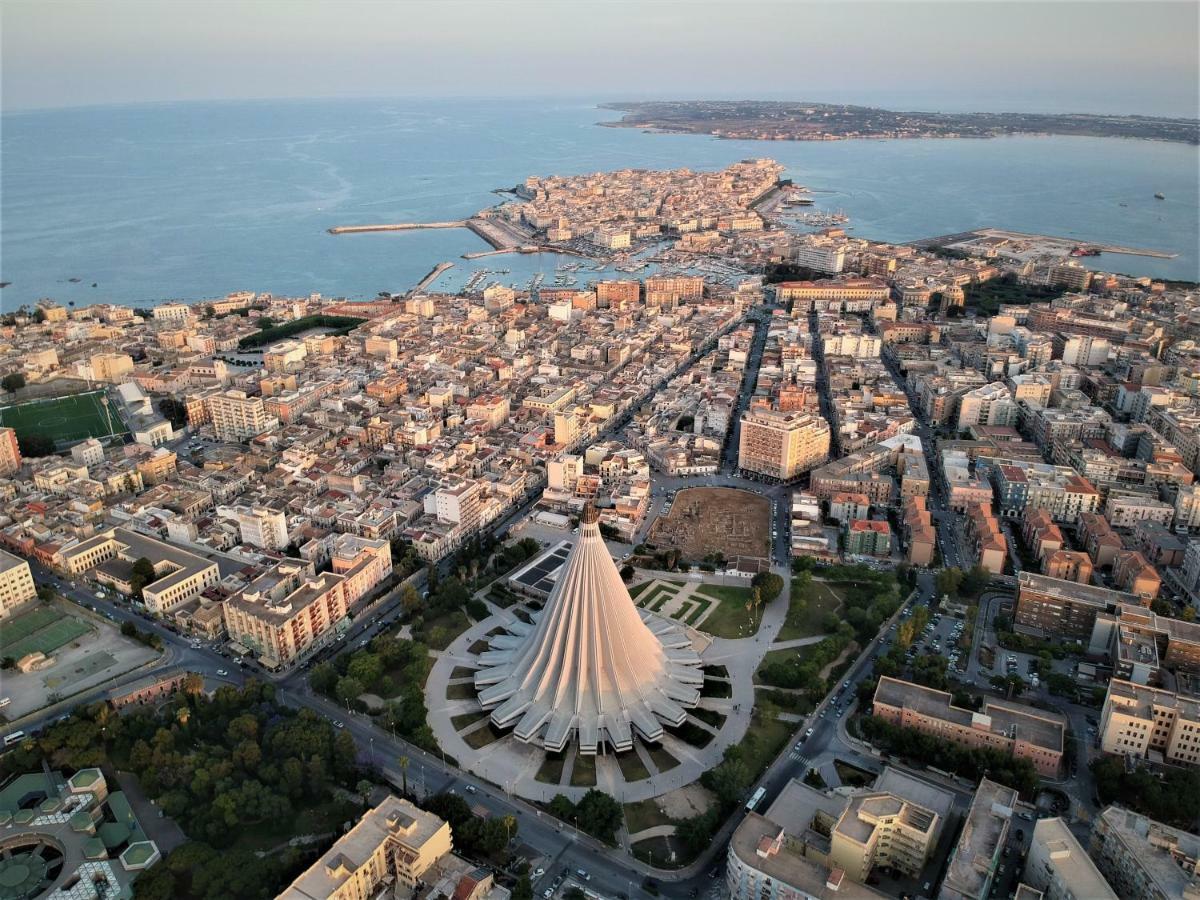 Essentia Rooms- Ortigia Holidays Syracuse Exterior photo