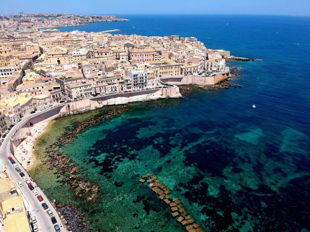Essentia Rooms- Ortigia Holidays Syracuse Exterior photo